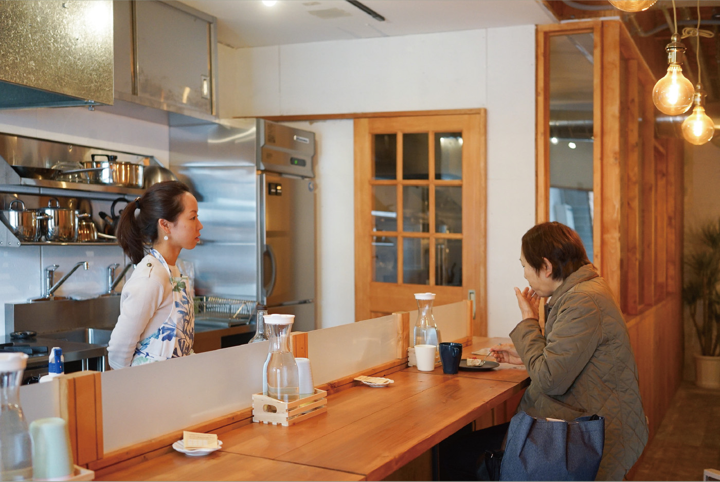 店員とお客様の様子